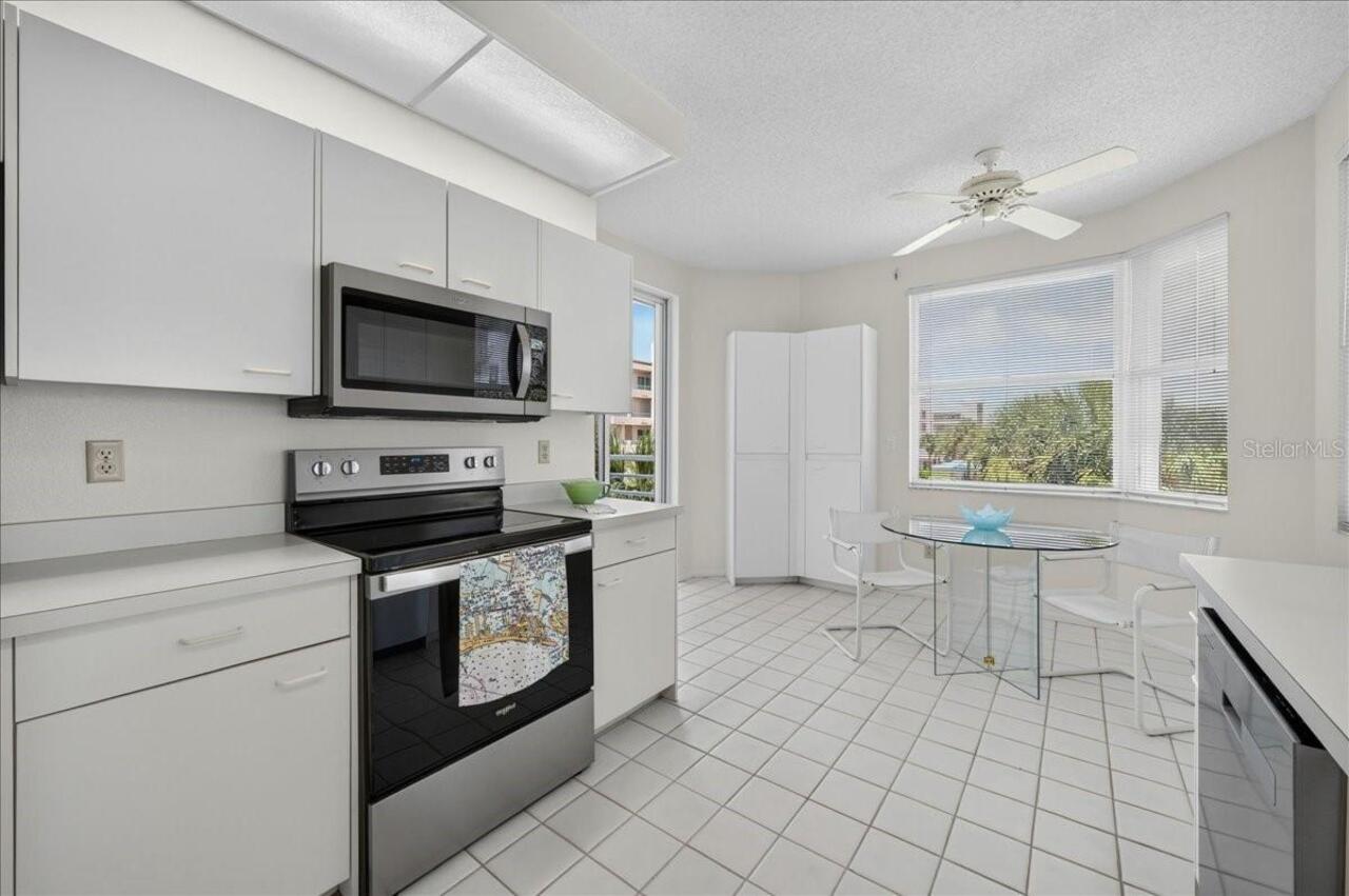 Listing Photo 11