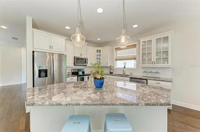 Listing Photo 15