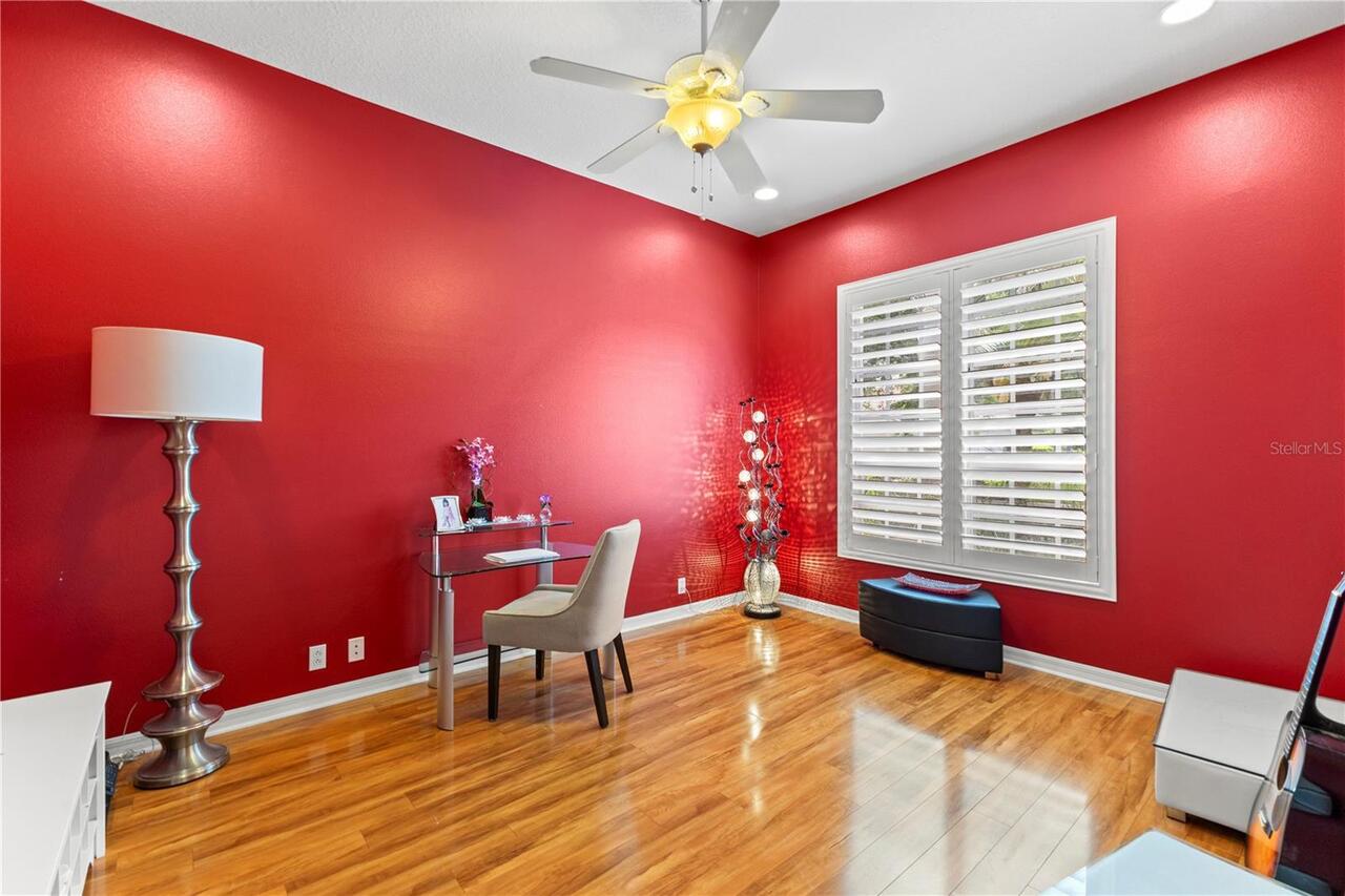 Listing Photo 12