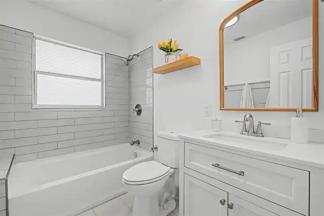 Listing Photo 9