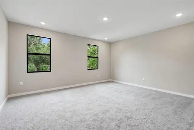 Listing Photo 28