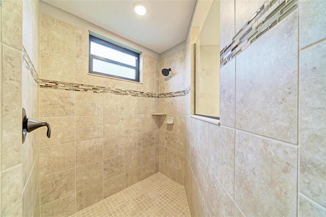 Listing Photo 36