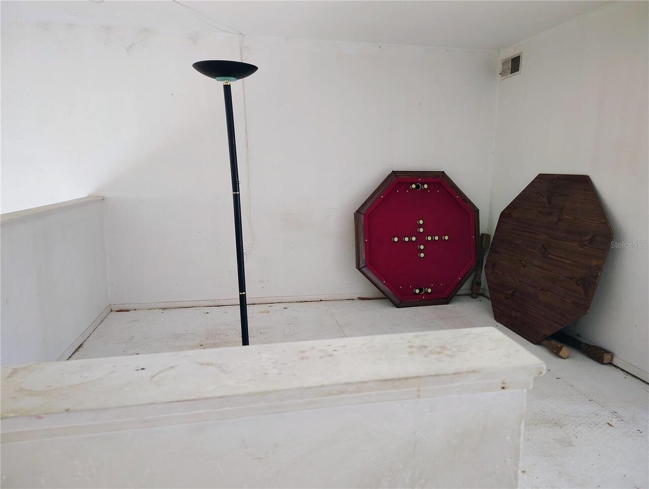 Listing Photo 10
