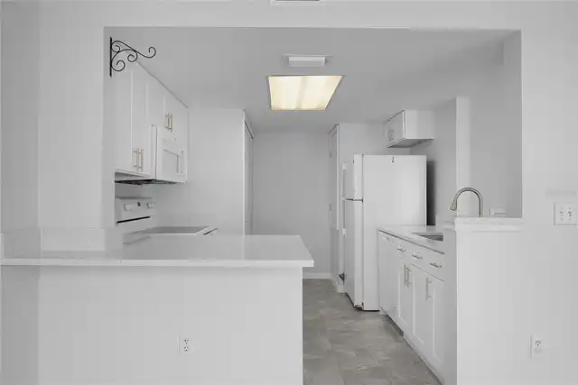 Listing Photo 14