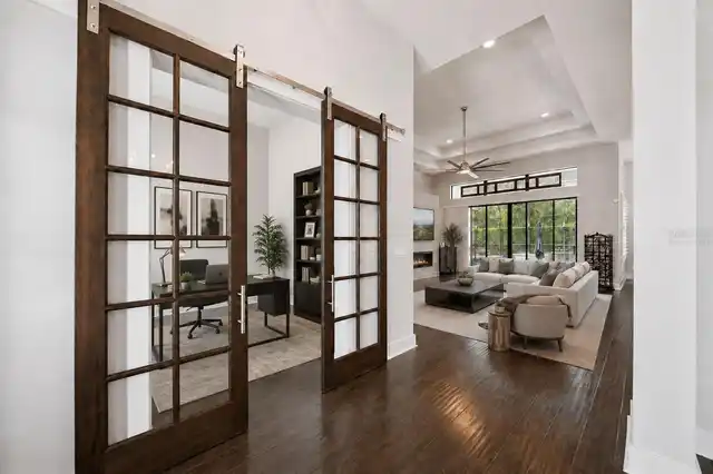Listing Photo 8