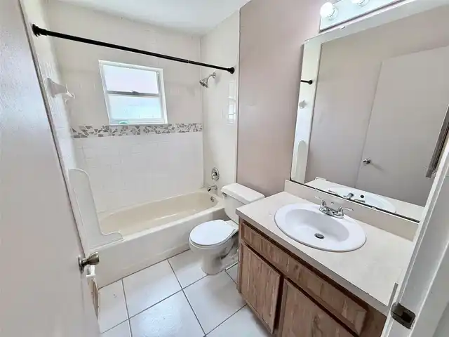 Listing Photo 13