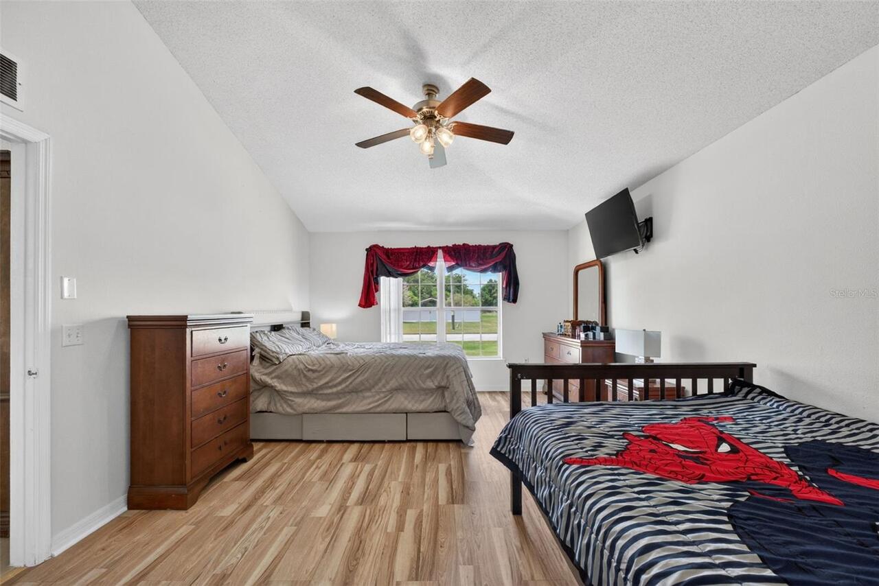 Listing Photo 34