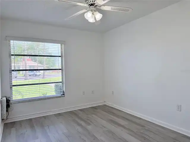Listing Photo 20