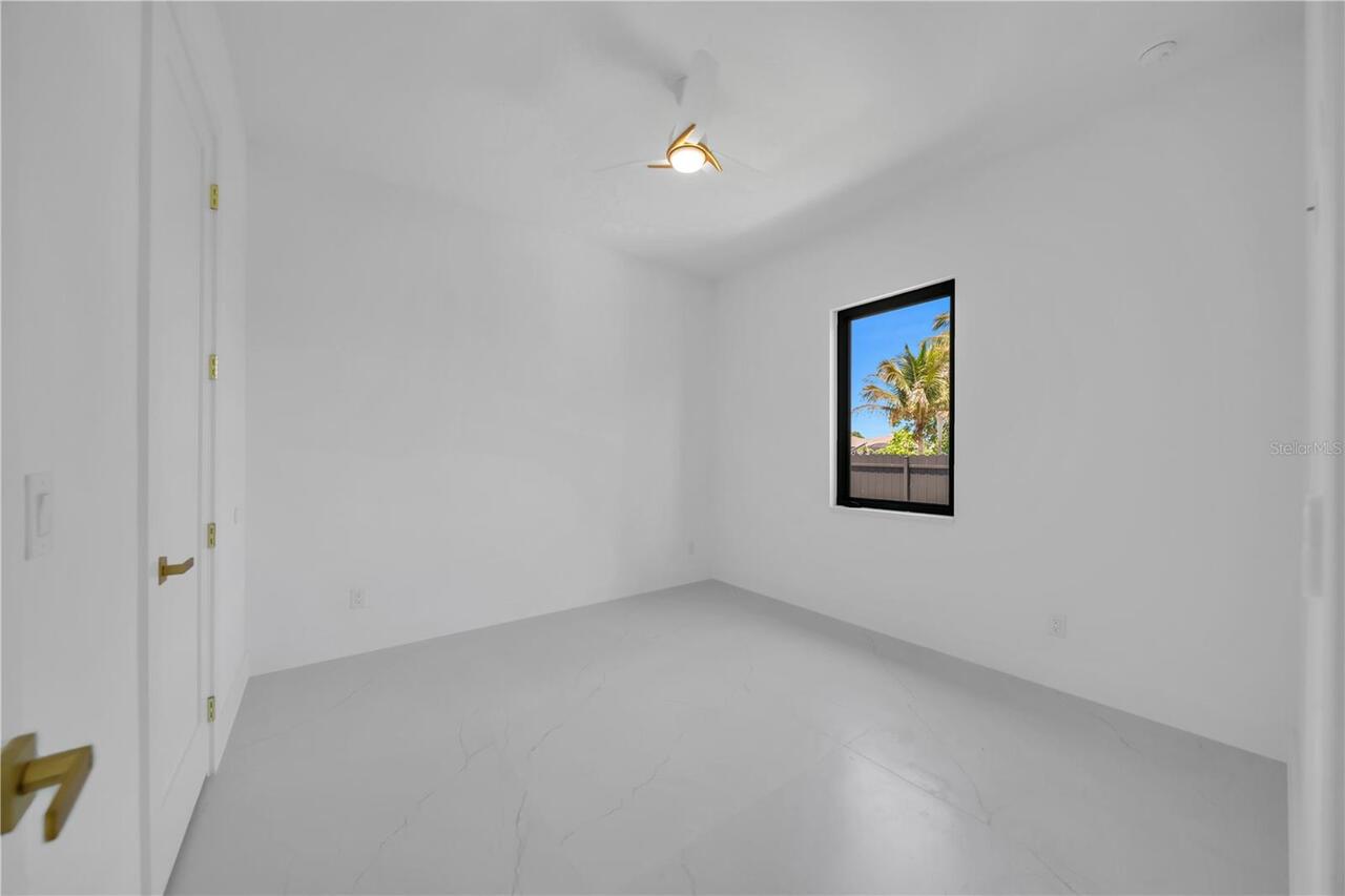 Listing Photo 20