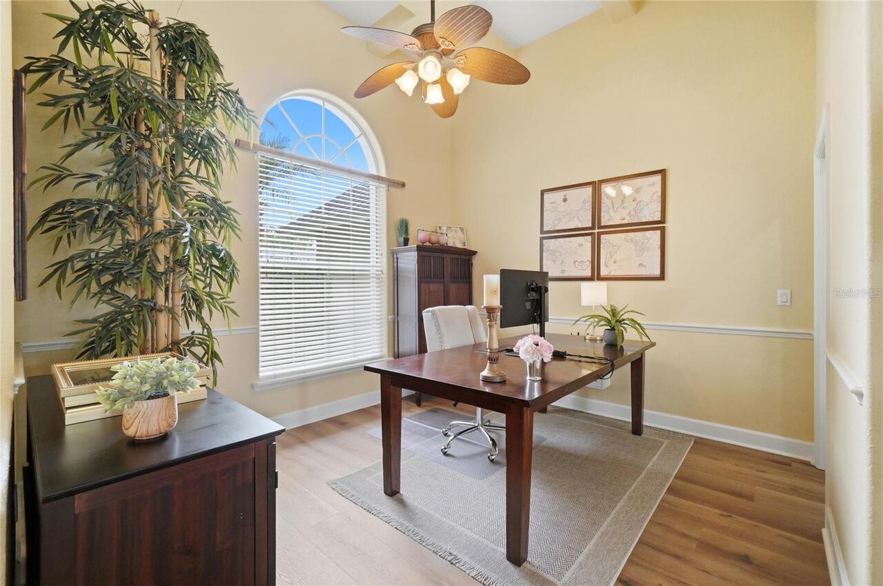 Listing Photo 11