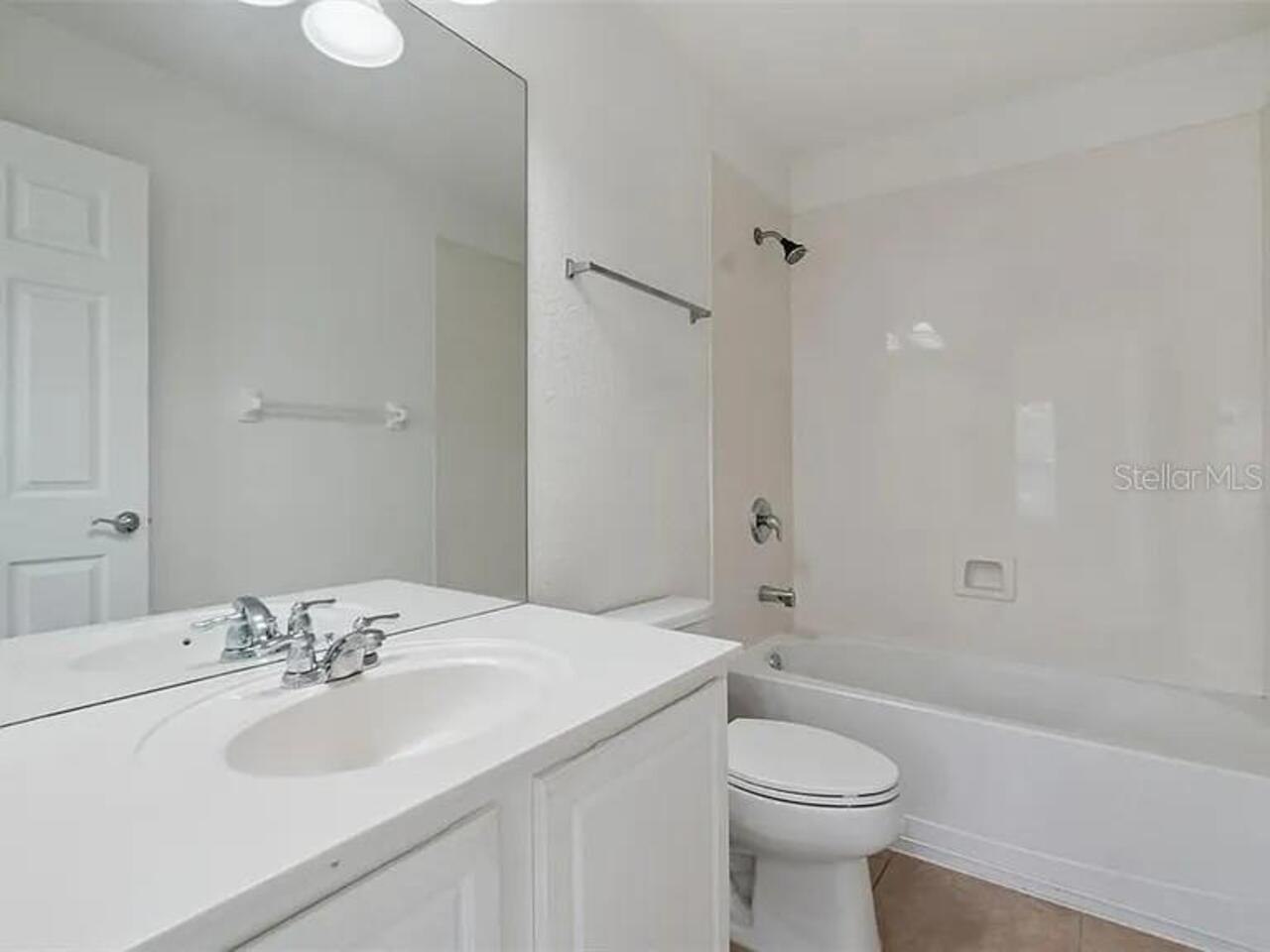Listing Photo 11