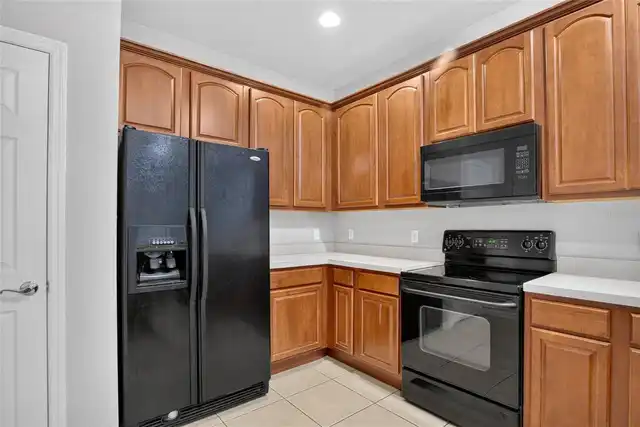 Listing Photo 14