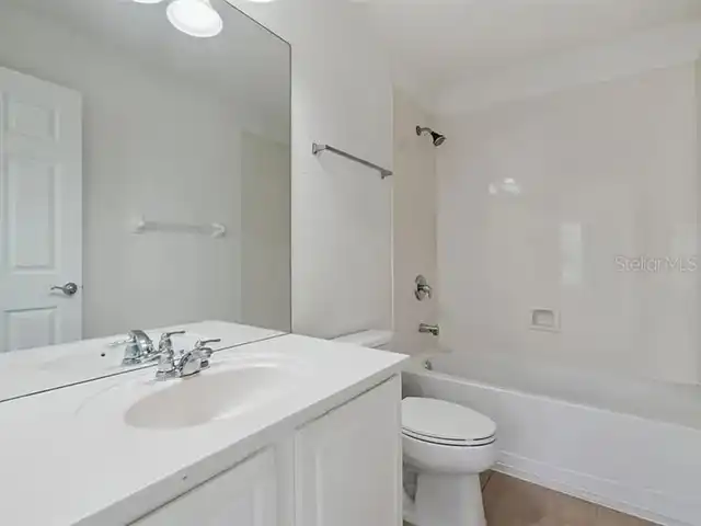 Listing Photo 18