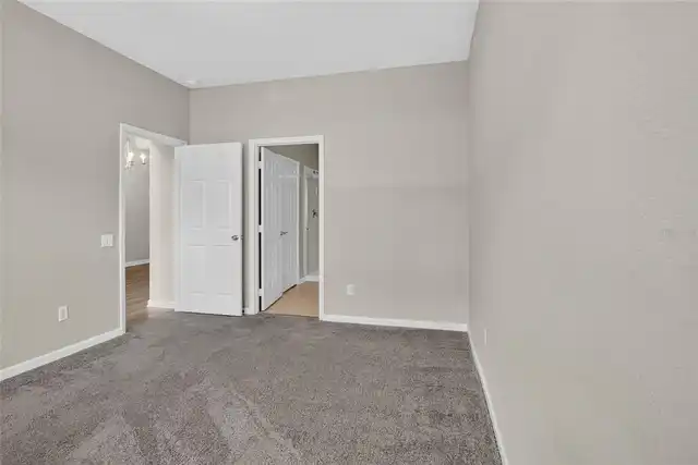Listing Photo 23
