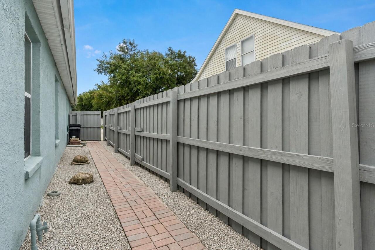 Listing Photo 25