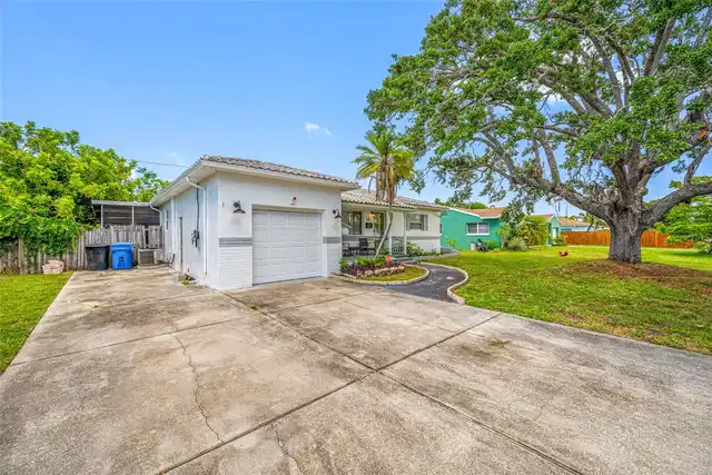 Listing Photo 32