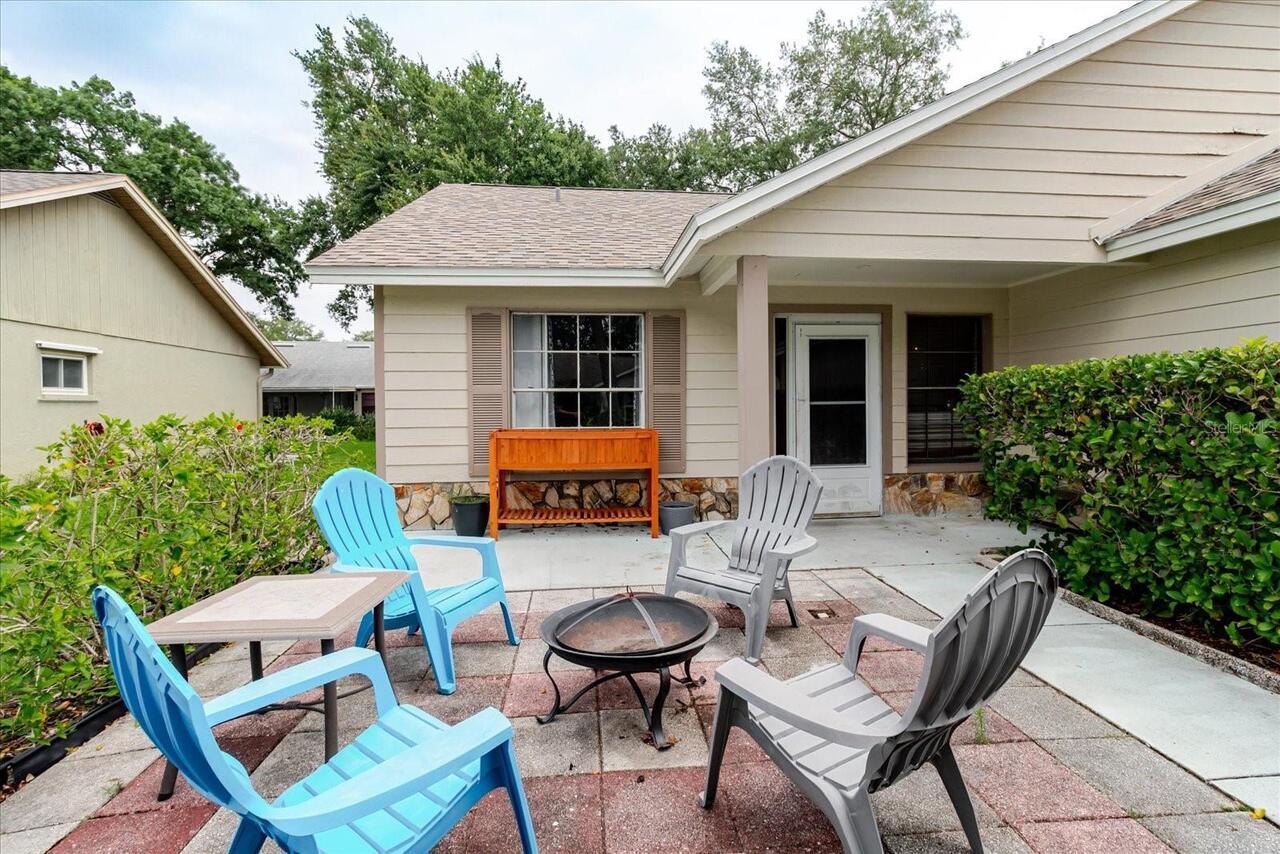 Listing Photo 9