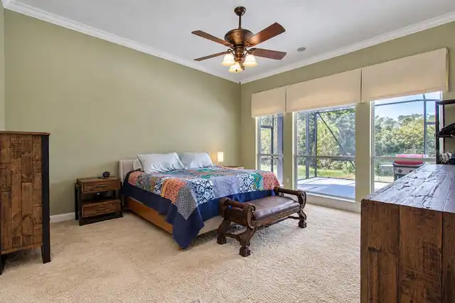 Listing Photo 33