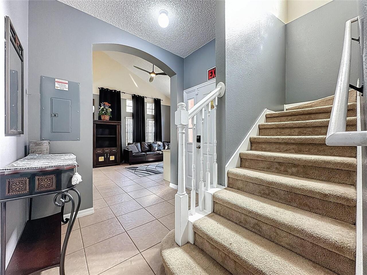 Listing Photo 10