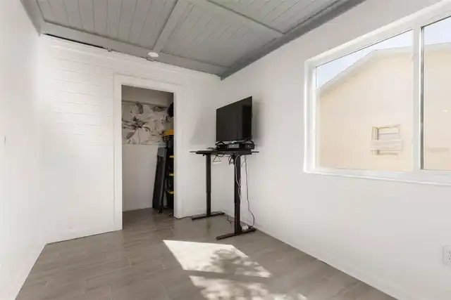 Listing Photo 20