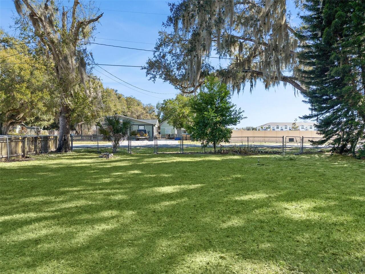 Listing Photo 8