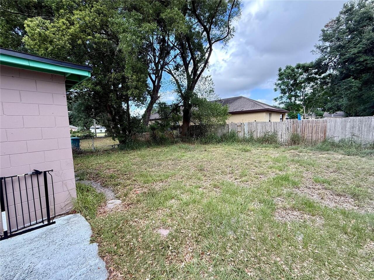 Listing Photo 17