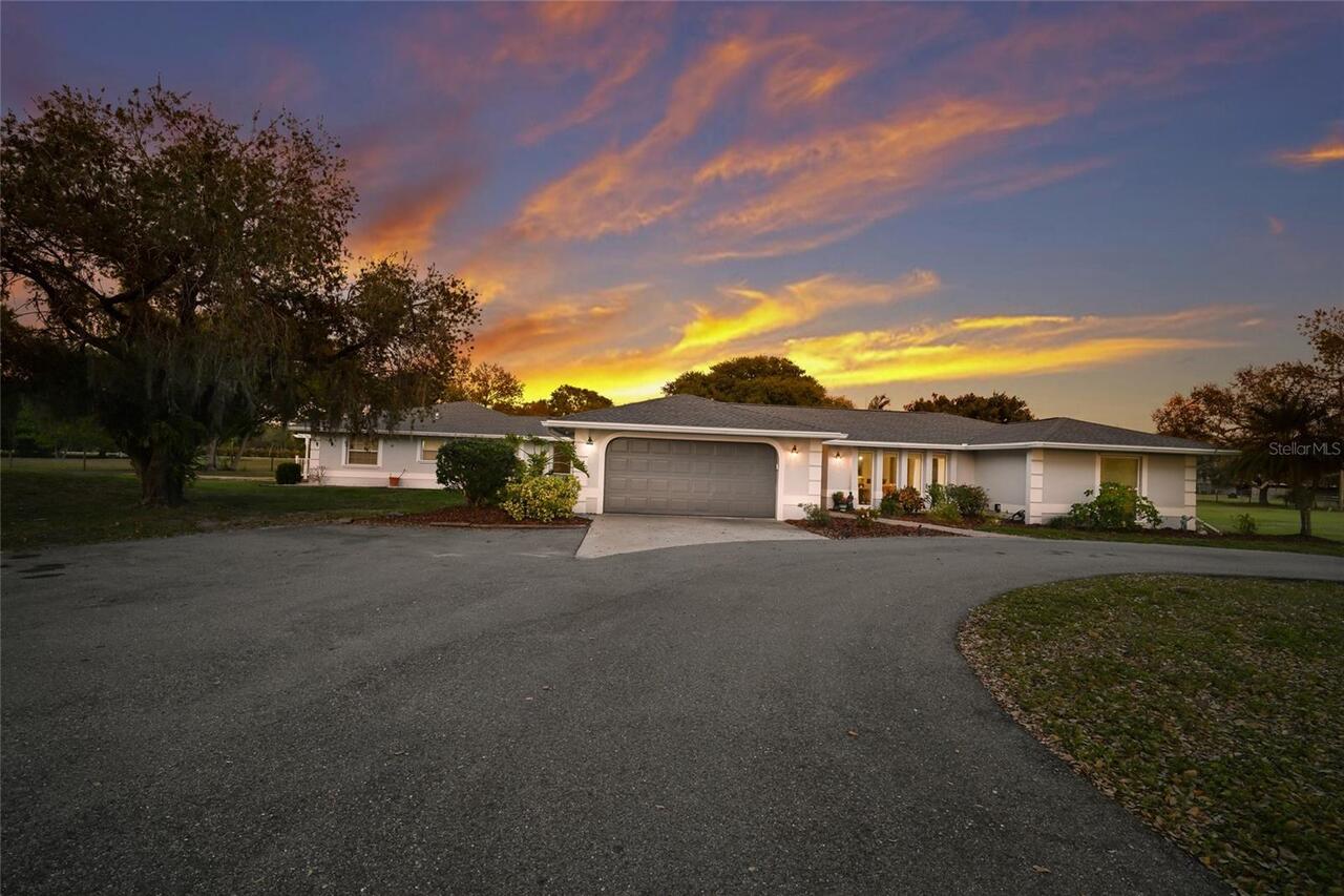 Listing Photo 11