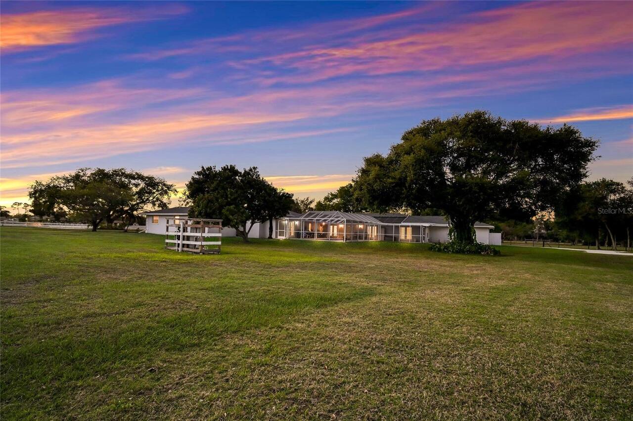 Listing Photo 8