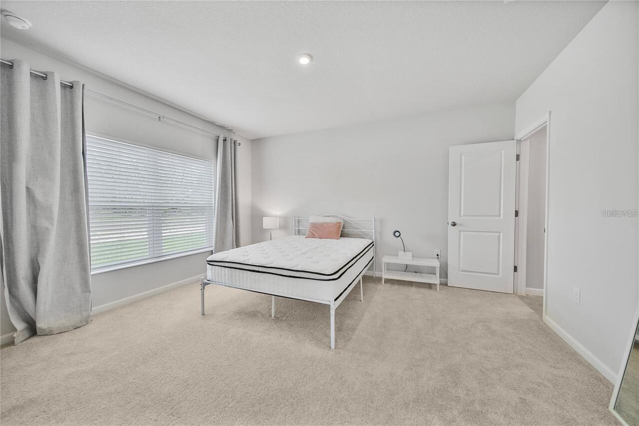 Listing Photo 14