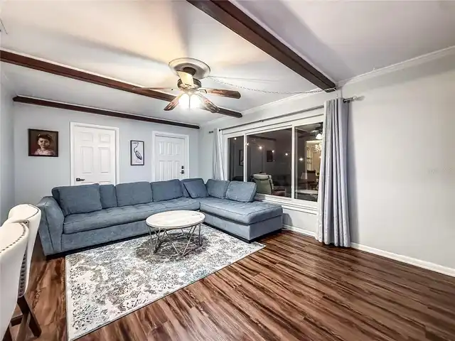 Listing Photo 16