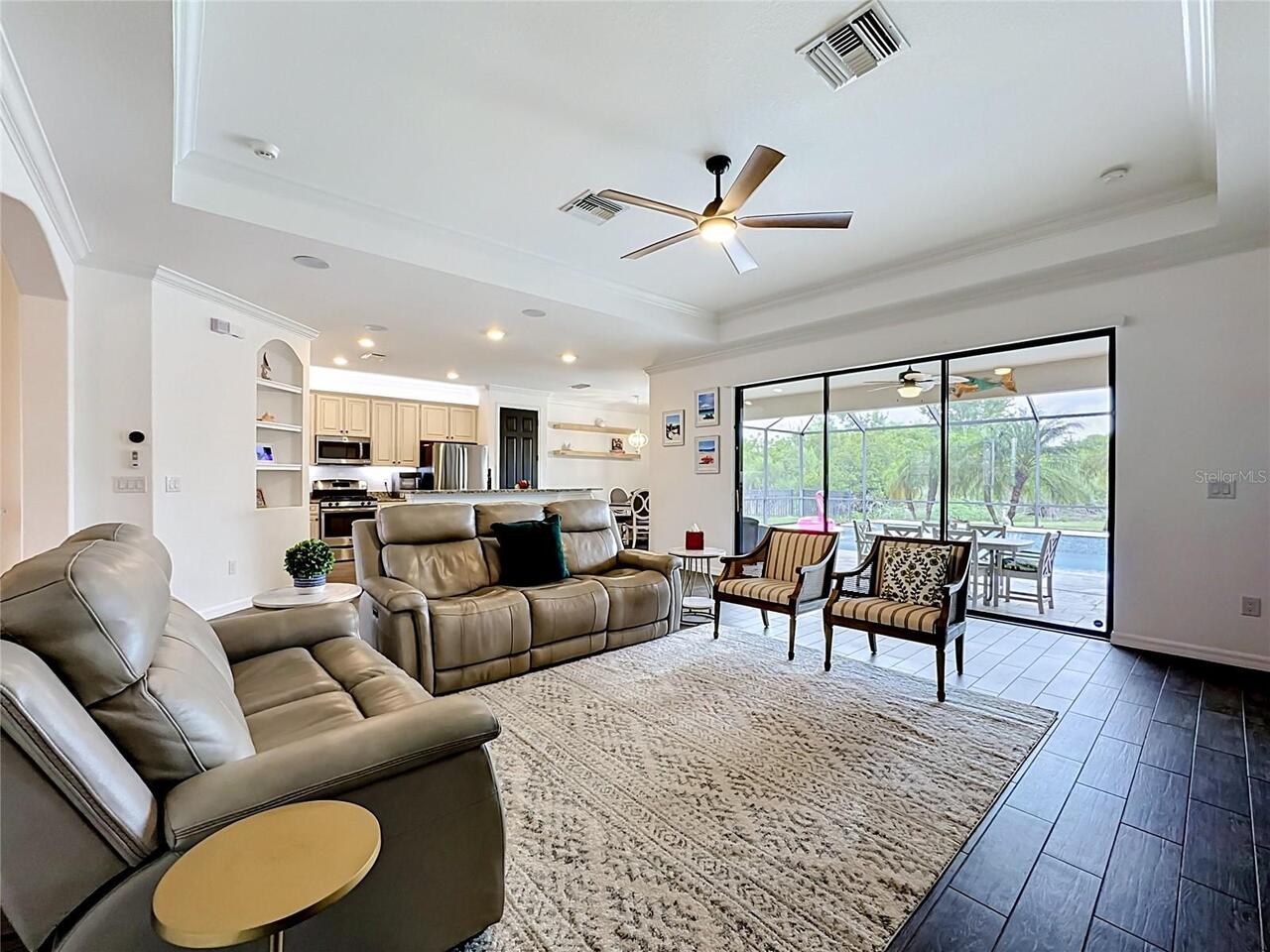 Listing Photo 17