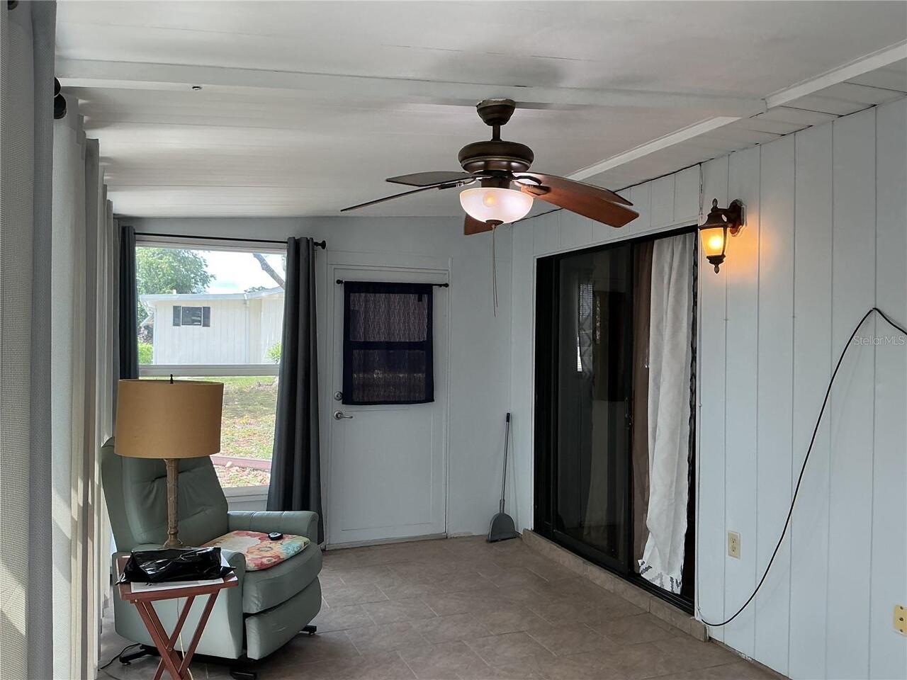 Listing Photo 11