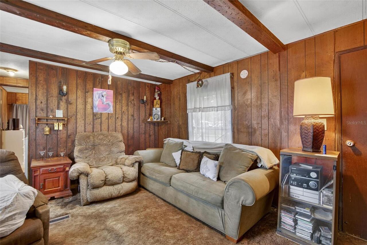 Listing Photo 14