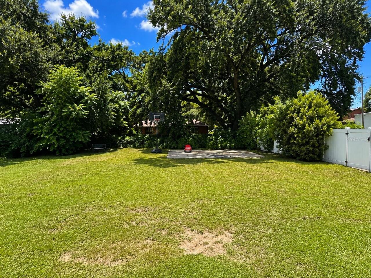 Listing Photo 20