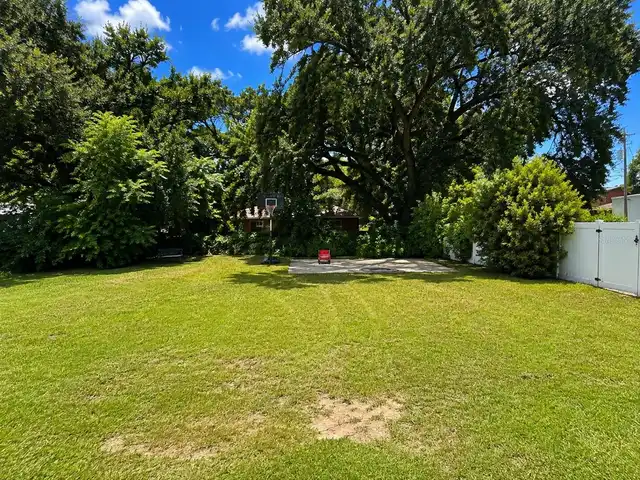 Listing Photo 20
