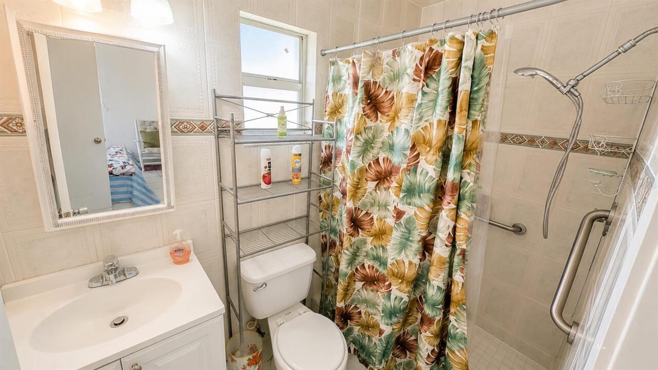 Listing Photo 7