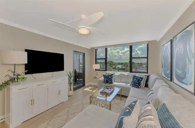 Listing Photo 16