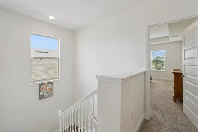Listing Photo 11