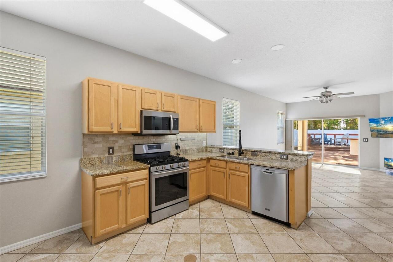 Listing Photo 17