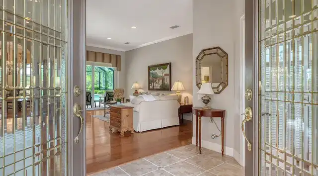 Listing Photo 16