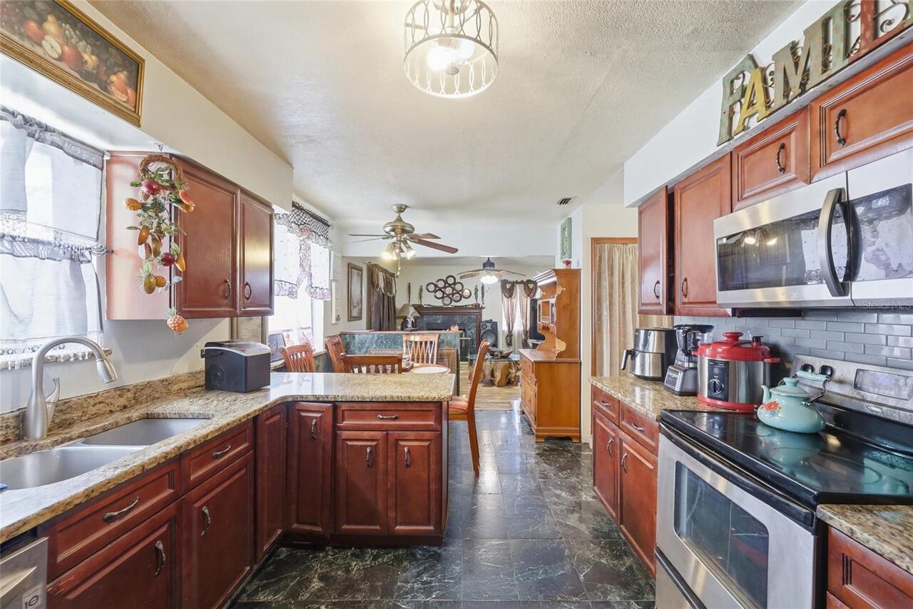 Listing Photo 18
