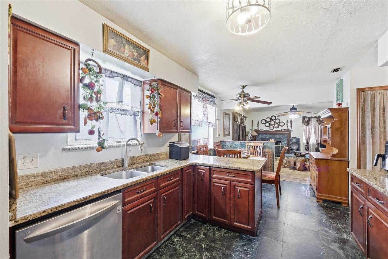 Listing Photo 19
