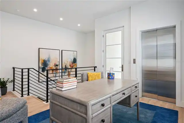 Listing Photo 8