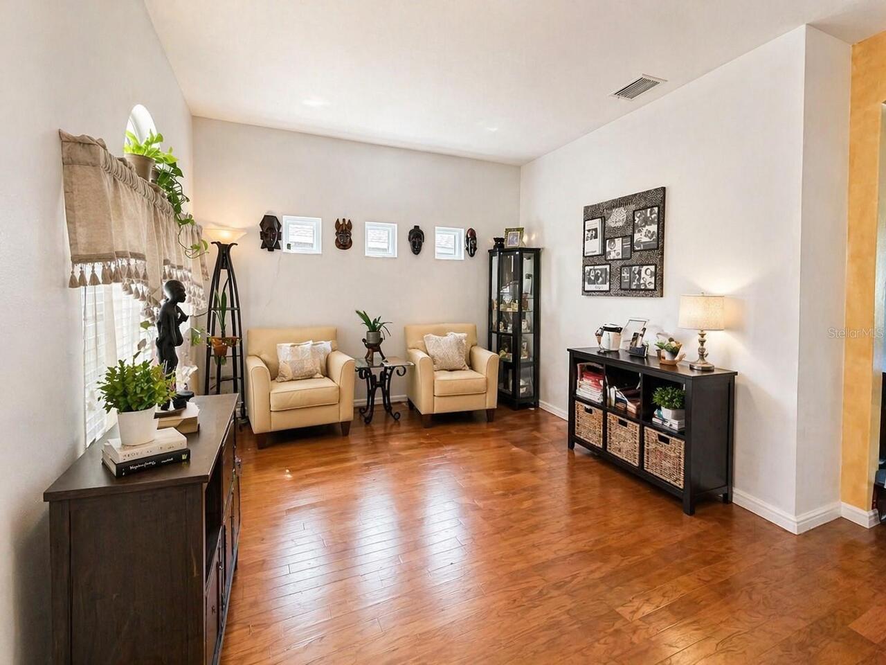 Listing Photo 7