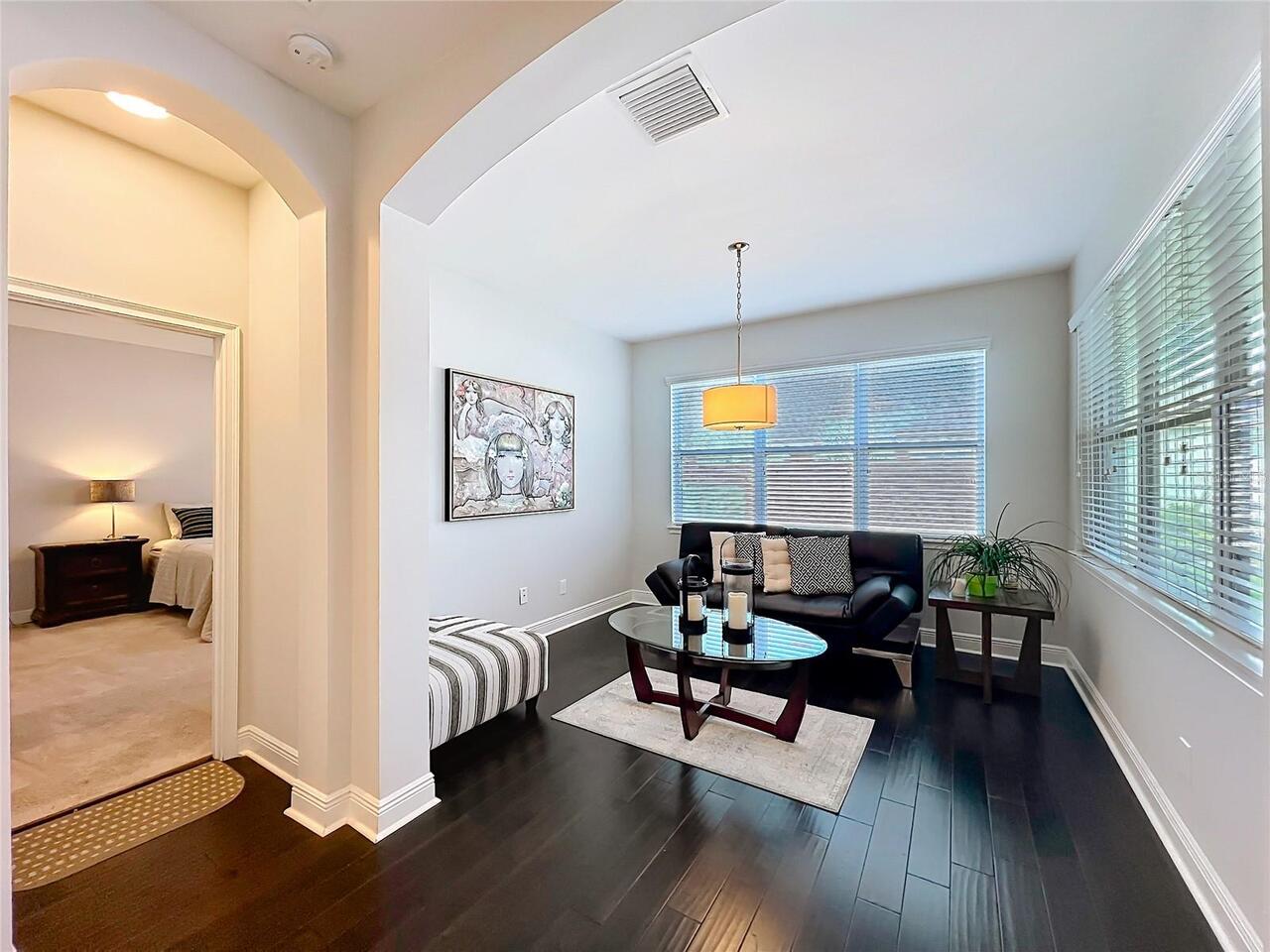 Listing Photo 17