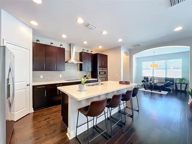 Listing Photo 15