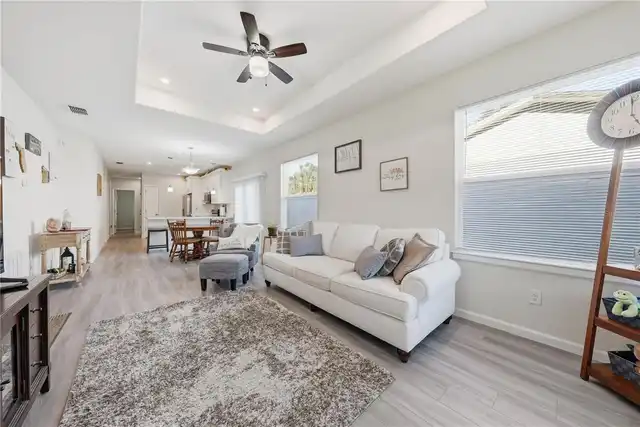 Listing Photo 7