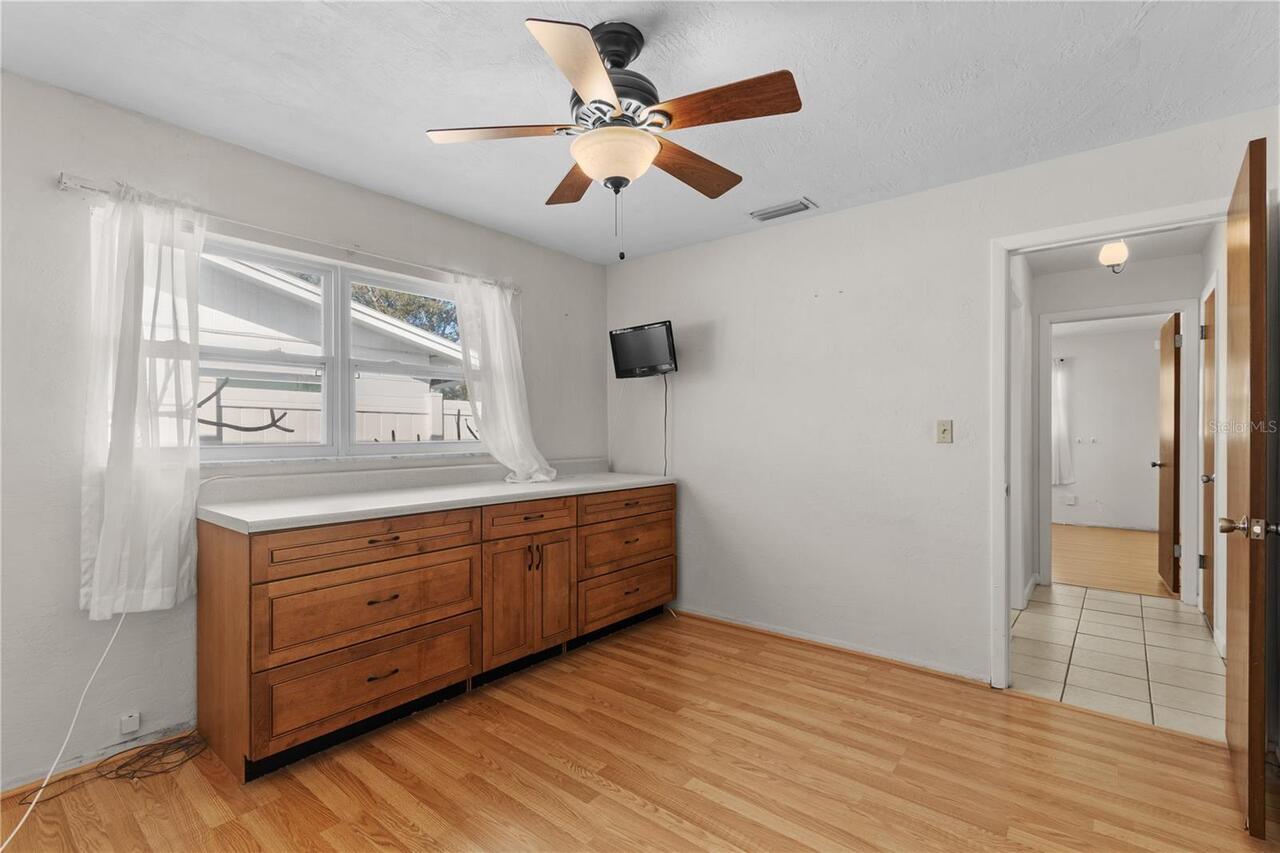 Listing Photo 16