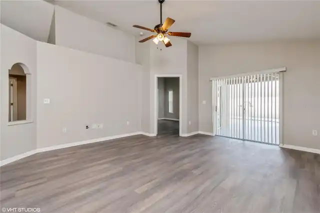 Listing Photo 7