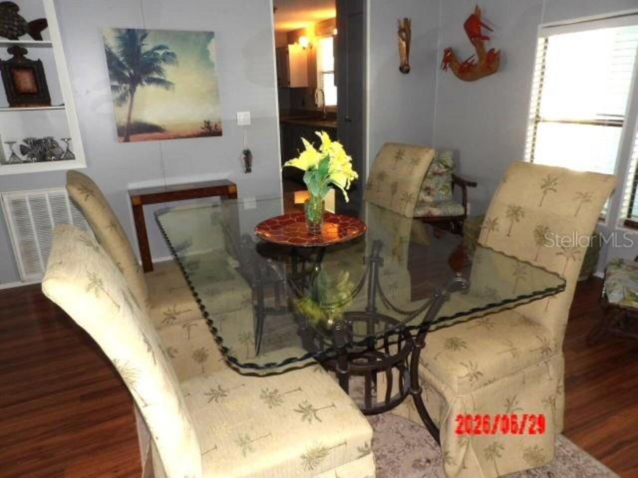 Listing Photo 14